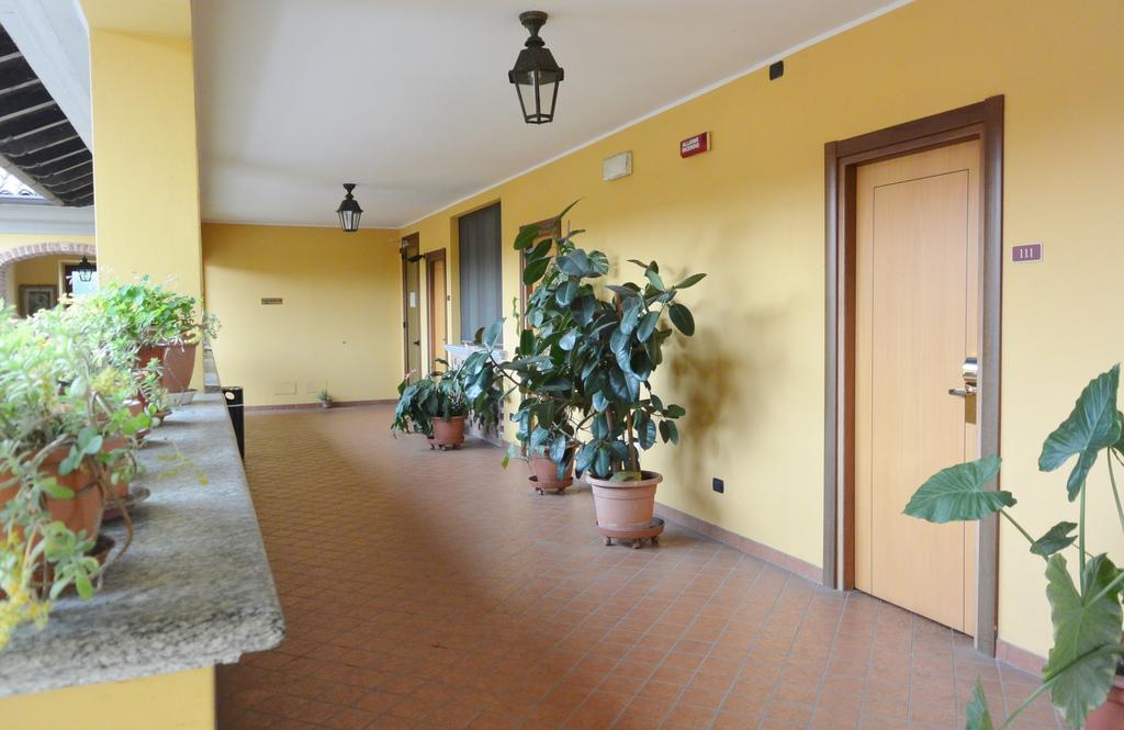 Hotel Ristorante Italia Certosa di Pavia Exterior photo
